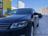 Volkswagen Passat 2013 года за 7 000 000 тг. в Астана – фото 3