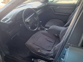 Audi 100