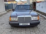 Mercedes-Benz E 230 1991 года за 2 300 000 тг. в Павлодар – фото 3