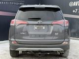 Toyota RAV4 2018 годаfor12 500 000 тг. в Актобе – фото 3