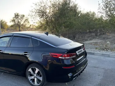 Kia K5 2018 года за 8 800 000 тг. в Астана – фото 2