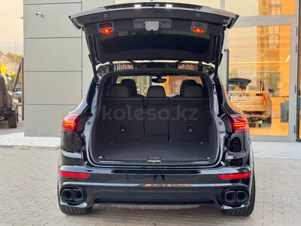 Porsche Cayenne 2015 года за 22 300 000 тг. в Алматы – фото 7