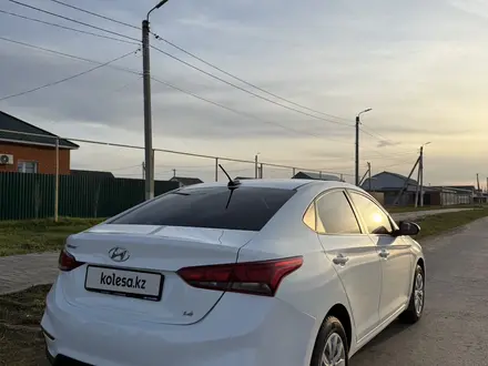 Hyundai Accent 2018 года за 5 700 000 тг. в Костанай – фото 3