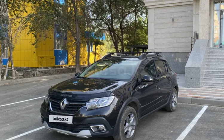 Renault Sandero 2018 года за 4 500 000 тг. в Актобе