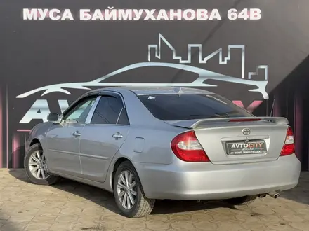 Toyota Camry 2004 года за 4 950 000 тг. в Атырау – фото 9