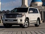 Toyota Land Cruiser 2012 годаүшін22 000 000 тг. в Астана – фото 2