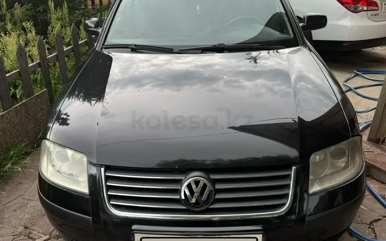 Volkswagen Passat 2002 годаfor2 100 000 тг. в Алматы