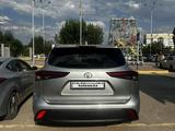 Toyota Highlander 2023 года за 23 000 000 тг. в Астана – фото 4