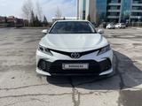 Toyota Camry 2022 года за 15 500 000 тг. в Павлодар – фото 3