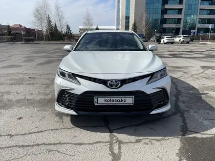 Toyota Camry 2022 года за 15 350 000 тг. в Павлодар – фото 3
