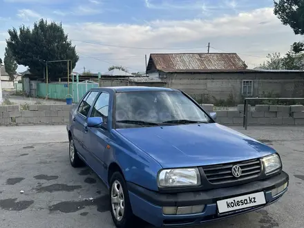 Volkswagen Vento 1993 года за 830 000 тг. в Алматы – фото 3