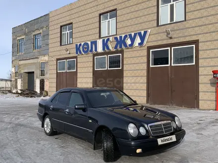 Mercedes-Benz E 230 1995 года за 2 400 000 тг. в Сатпаев – фото 4