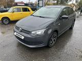 Volkswagen Polo 2015 года за 4 000 000 тг. в Усть-Каменогорск – фото 2