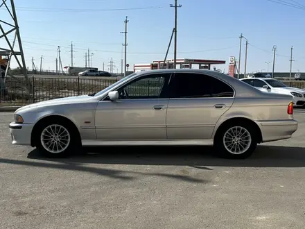 BMW 525 2002 года за 4 500 000 тг. в Атырау – фото 2