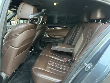 BMW 540 2018 года за 20 500 000 тг. в Алматы – фото 15