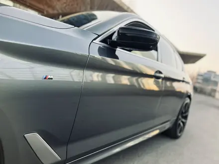 BMW 540 2018 года за 20 500 000 тг. в Алматы – фото 9