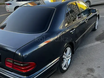 Mercedes-Benz E 320 2000 года за 3 810 000 тг. в Астана – фото 11