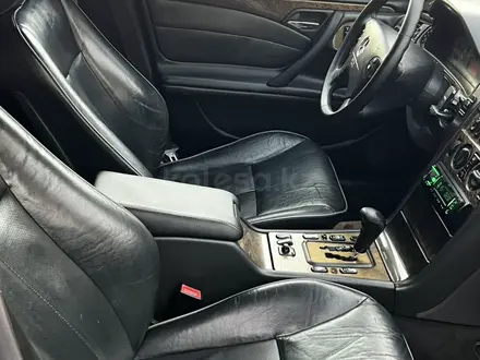 Mercedes-Benz E 320 2000 года за 3 810 000 тг. в Астана – фото 17