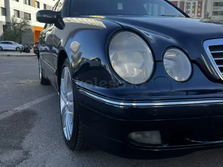 Mercedes-Benz E 320 2000 года за 3 810 000 тг. в Астана – фото 5