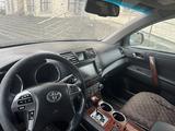Toyota Highlander 2013 года за 12 000 000 тг. в Алматы – фото 4