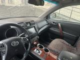 Toyota Highlander 2013 года за 11 500 000 тг. в Алматы – фото 5