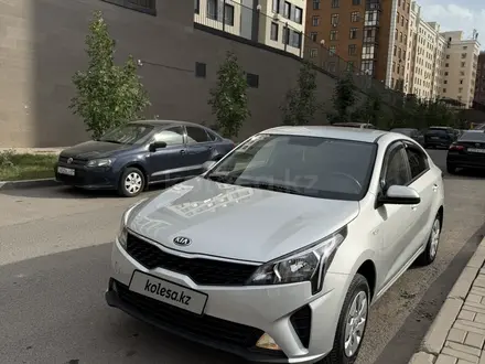 Kia Rio 2021 года за 6 600 000 тг. в Астана – фото 3