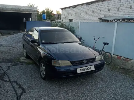 Toyota Carina E 1994 года за 2 000 000 тг. в Актобе – фото 2