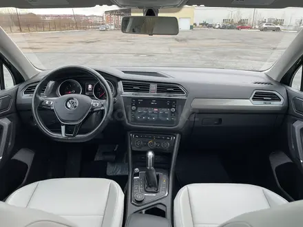 Volkswagen Tiguan 2018 года за 12 500 000 тг. в Петропавловск – фото 28