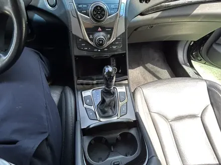 Hyundai Grandeur 2013 года за 8 500 000 тг. в Алматы – фото 21