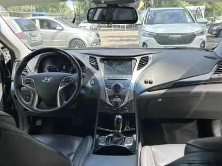 Hyundai Grandeur 2013 года за 8 500 000 тг. в Алматы – фото 28