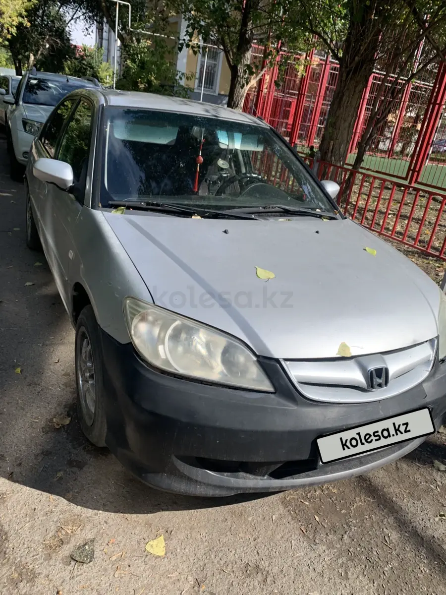 Honda Civic, 2004