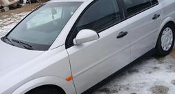 Opel Vectra 2002 года за 2 200 000 тг. в Атырау – фото 4