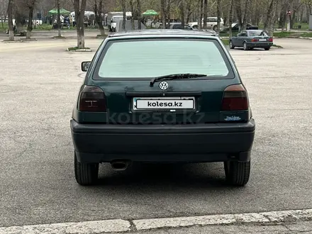 Volkswagen Golf 1994 года за 1 500 000 тг. в Алматы – фото 5