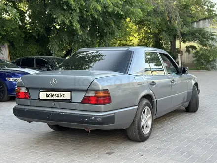 Mercedes-Benz E 230 1989 года за 1 300 000 тг. в Алматы – фото 3