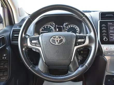 Toyota Land Cruiser Prado 2021 года за 21 400 000 тг. в Атырау – фото 11