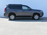 Toyota Land Cruiser Prado 2021 года за 22 000 000 тг. в Атырау – фото 4