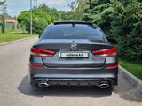 Kia K5 2018 года за 7 950 000 тг. в Алматы – фото 2