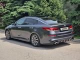 Kia K5 2018 года за 7 950 000 тг. в Алматы – фото 3
