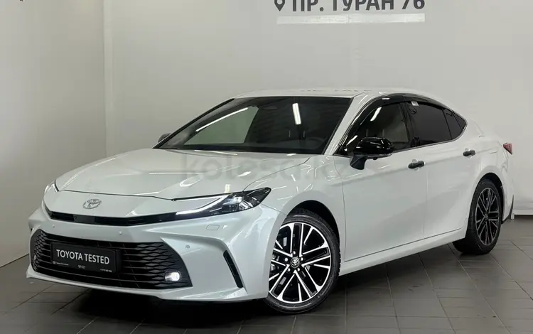 Toyota Camry Luxe 2025 года за 22 050 000 тг. в Астана