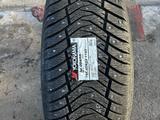 Новые зимние шины с шипами 285 45 R22 Yokohama Ice Guard IG65 за 980 000 тг. в Астана