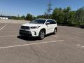 Toyota Highlander 2016 года за 10 000 000 тг. в Алматы
