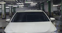 Toyota Camry 2015 года за 11 900 000 тг. в Астана – фото 2