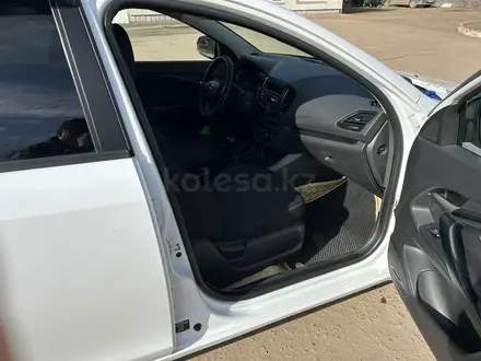 ВАЗ (Lada) Vesta 2017 года за 3 100 000 тг. в Уральск – фото 7