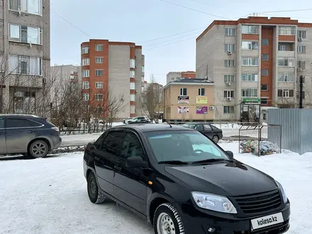 ВАЗ (Lada) Granta 2190 2015 года за 3 000 000 тг. в Актобе – фото 3