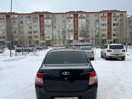 ВАЗ (Lada) Granta 2190 2015 года за 3 000 000 тг. в Актобе – фото 4