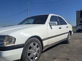 Mercedes-Benz C 180 1994 года за 1 700 000 тг. в Сарань – фото 3