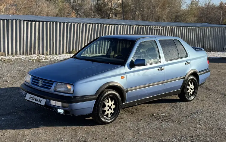 Volkswagen Vento 1993 года за 1 180 000 тг. в Караганда