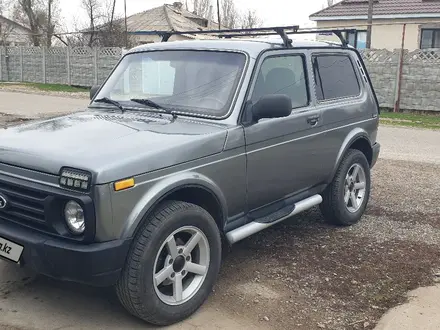 ВАЗ (Lada) Lada 2121 2000 года за 1 700 000 тг. в Тараз