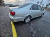 Toyota Camry 2005 годаfor5 200 000 тг. в Актобе – фото 4