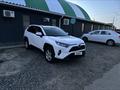 Toyota RAV4 2019 года за 14 000 000 тг. в Атырау – фото 3